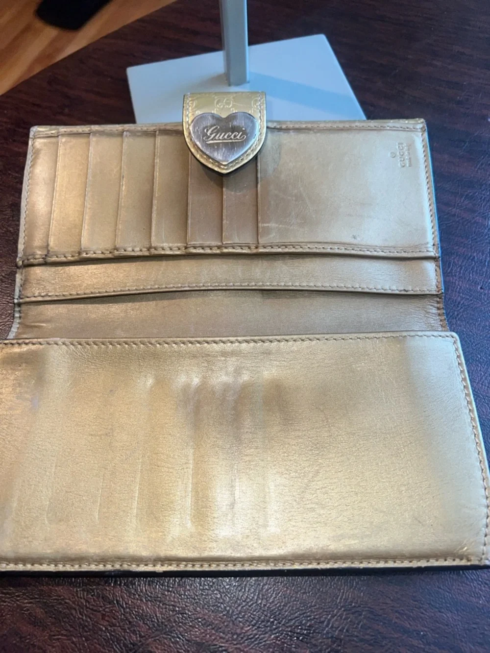 Gucci Gold Metallic Leather Chain Shoulder Clutch - Picture 2 of 7